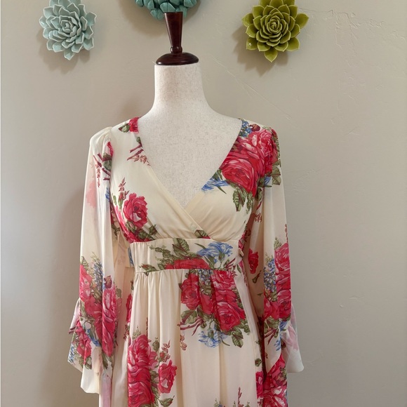 Betsey Johnson Bambi Floral V-Neck garden party Dress with Bell Sleeves 2 - Picture 2 of 6